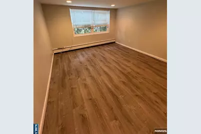 1038 Kingsland Lane, Fort Lee, NJ 07024 - Photo 21