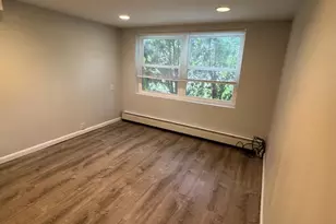 1038 Kingsland Ln, Fort Lee, NJ 07024 - Photo 23