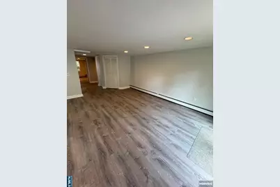1038 Kingsland Lane, Fort Lee, NJ 07024 - Photo 31