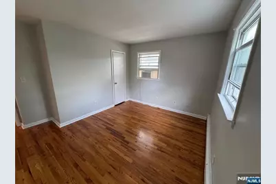 1038 Kingsland Lane, Fort Lee, NJ 07024 - Photo 13