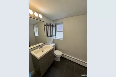 1038 Kingsland Lane, Fort Lee, NJ 07024 - Photo 27