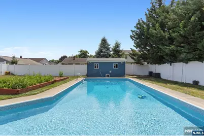 512 Lyster Avenue, Saddle Brook Township, NJ 07663 - Photo 41