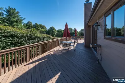 227 Westervelt Lane, Mahwah, NJ 07430 - Photo 43