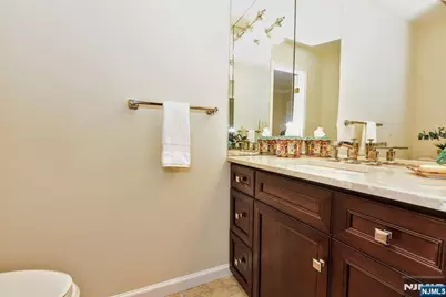 227 Westervelt Lane, Mahwah, NJ 07430 - Photo 19