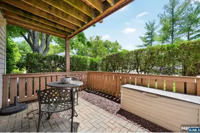 136 Changebridge Road J7 #J7, Montville Township, NJ 07045 - Photo 17