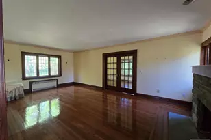 220 Manor Rd, Ridgewood, NJ 07450 - Photo 7