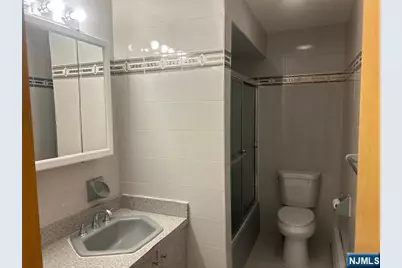 201 Franklin Street 2 #2, Elmwood Park, NJ 07407 - Photo 15