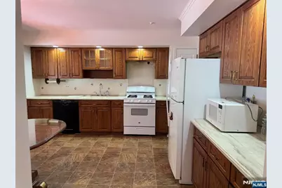 76 Cider Mill, Hawthorne, NJ 07506 - Photo 7
