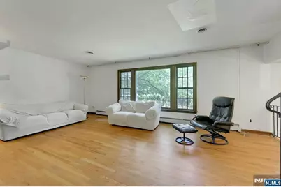 281 Rivara Court, Ridgewood, NJ 07450 - Photo 11