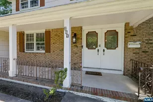 281 Rivara Ct, Ridgewood, NJ 07450 - Photo 3