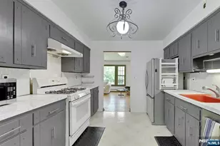281 Rivara Ct, Ridgewood, NJ 07450 - Photo 19