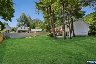24 Cherry Hill Road, Livingston, NJ 07039 - Photo 29