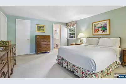 24 Cherry Hill Road, Livingston, NJ 07039 - Photo 13