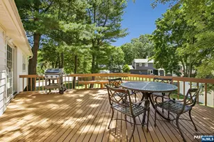 24 Cherry Hill Rd, Livingston, NJ 07039 - Photo 23