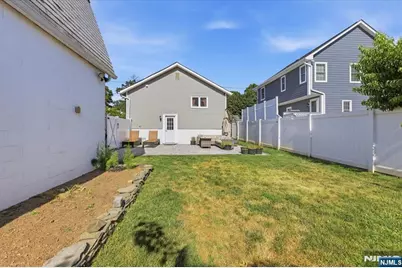 66 7th Avenue, Hawthorne, NJ 07506 - Photo 35
