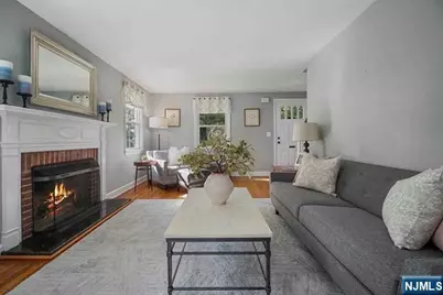 14 Ramsey Terrace, Fair Lawn, NJ 07410 - Photo 5