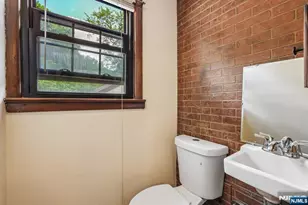 21 Ferncliff Rd, Bloomfield, NJ 07003 - Photo 15