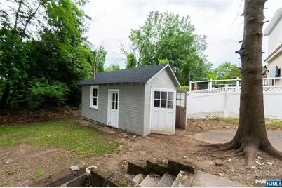 245 Elm Avenue, Bogota, NJ 07603 - Photo 37