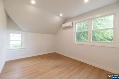 245 Elm Avenue, Bogota, NJ 07603 - Photo 27