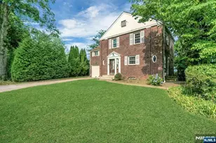 1284 Fayette St, Teaneck Township, NJ 07666 - Photo 1
