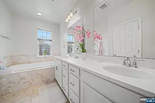 161 Wesmont Dr 4113, Wood Ridge, NJ 07075 - Photo 17