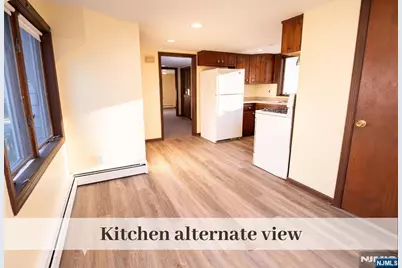 54 Glen Avenue 2nd Floor #2nd Floor, Midland Park, NJ 07432 - Photo 11
