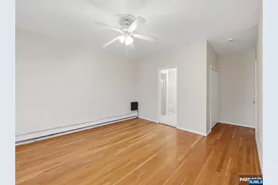 1-2 Hilliard Avenue 1 #1, Edgewater, NJ 07020 - Photo 11