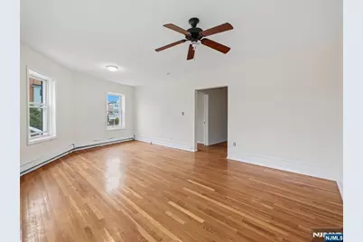 1-2 Hilliard Avenue 1 #1, Edgewater, NJ 07020 - Photo 7