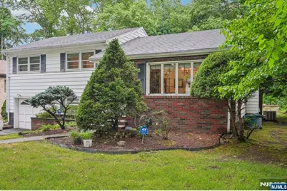 108 Morningside Road, Paramus, NJ 07652 - Photo 7