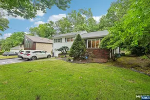 108 Morningside Rd, Paramus, NJ 07652 - Photo 3