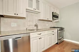29 Margaret Ct, Dumont, NJ 07628 - Photo 11