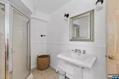322 Scharer Avenue, Northvale, NJ 07647 - Photo 15