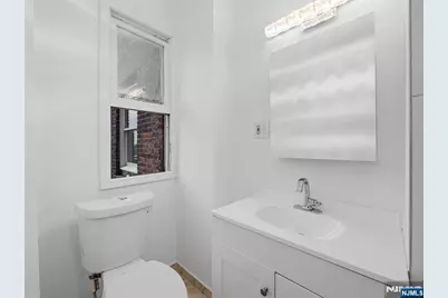 1-2 Hilliard Avenue 6 #6, Edgewater, NJ 07020 - Photo 7