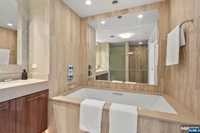 1200 Ave At Port Imperial 521 #521, Weehawken, NJ 07086 - Photo 19