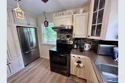 13 Oak Street, Wanaque, NJ 07420 - Photo 15