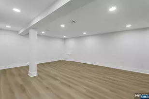 279 Jefferson Ave, Cresskill, NJ 07626 - Photo 37