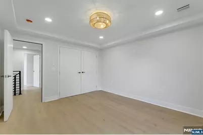 279 Jefferson Avenue, Cresskill, NJ 07626 - Photo 31
