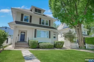 318 Beechwood Pl, Leonia, NJ 07605 - Photo 3