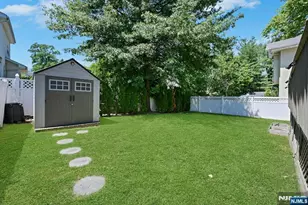 318 Beechwood Pl, Leonia, NJ 07605 - Photo 31