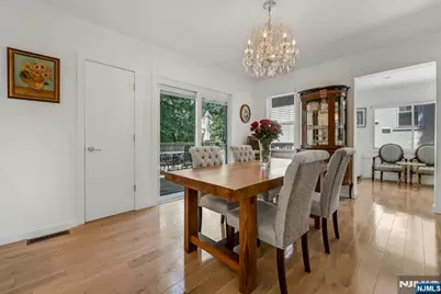 318 Beechwood Place, Leonia, NJ 07605 - Photo 9