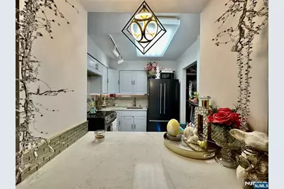 160 Overlook Avenue 2D #2D, Hackensack, NJ 07601 - Photo 11