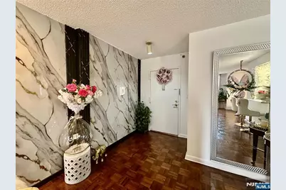 160 Overlook Avenue 2D #2D, Hackensack, NJ 07601 - Photo 5