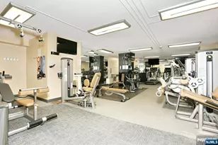 160 Overlook Ave 2D, Hackensack, NJ 07601 - Photo 23
