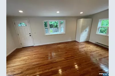 485 Maple Avenue, Teaneck Township, NJ 07666 - Photo 11