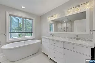 697 Terrace Dr, Paramus, NJ 07652 - Photo 17