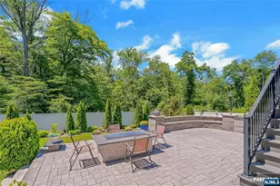 697 Terrace Dr, Paramus, NJ 07652 - Photo 27