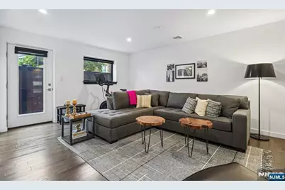 253 Prospect Avenue, Cliffside Park, NJ 07010 - Photo 5