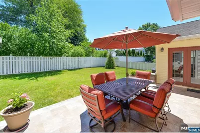 513 Boulevard, New Milford, NJ 07646 - Photo 27