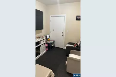 19 Belmont Avenue, Belleville, NJ 07109 - Photo 9