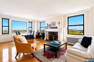 375 Mount Prospect 7De, Newark, NJ 07104 - Photo 1